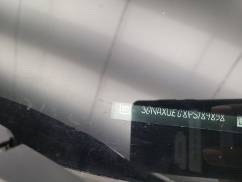 Used 2023 Chevrolet Equinox LT AWD/4WD image 33