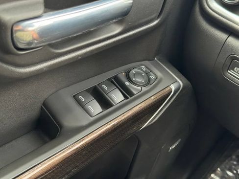 Certified 2021 Chevrolet Silverado 1500 LT Trail Boss w/ Convenience Package II AWD/4WD image 33