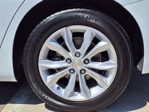 Used 2023 Chevrolet Malibu LT FWD image 7