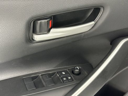 Used 2022 Toyota Corolla SE w/ Carpet Mat Package (TMS) FWD image 13
