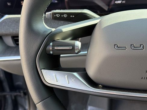 Used 2025 Lucid Air Touring AWD/4WD image 32