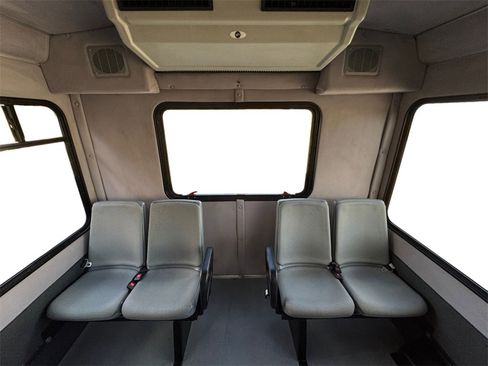 Used 2015 Chevrolet Express 3500 w/ Shuttle Bus Package image 21