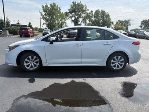 Used 2022 Toyota Corolla LE FWD image 8