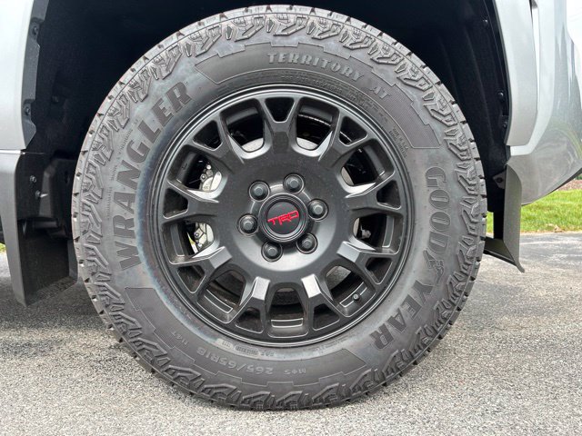 New 2026 Toyota Tacoma TRD Sport w/ TRD Sport Upgrade Package AWD/4WD image 2