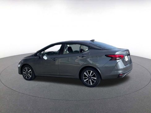 Used 2025 Nissan Versa SV image 10