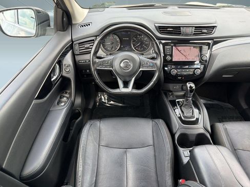 Used 2019 Nissan Rogue Sport SL FWD image 26