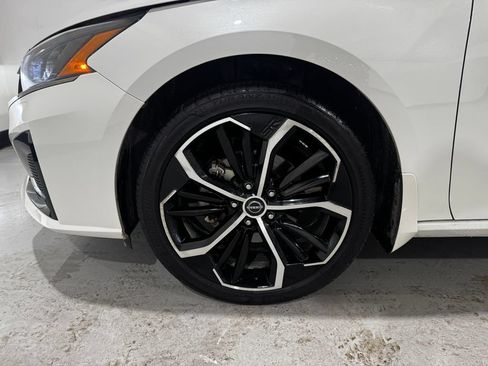 Used 2025 Nissan Altima 2.5 SR AWD/4WD image 10