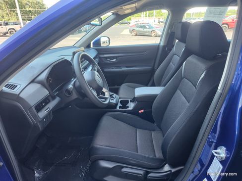 Used 2023 Honda CR-V LX image 2