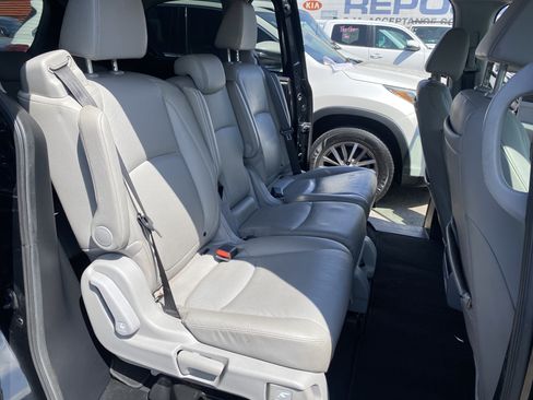 Used 2018 Honda Odyssey Elite image 18