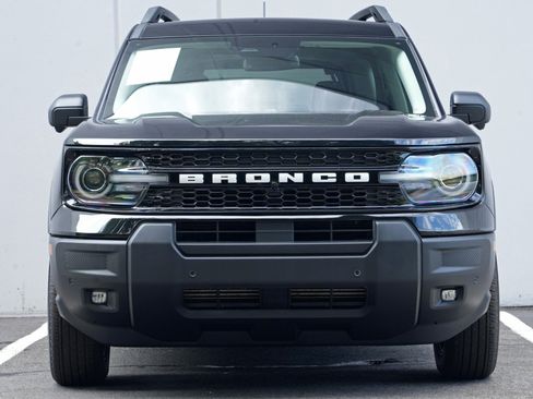 Used 2025 Ford Bronco Sport Outer Banks w/ Outer Banks Tech Package+ AWD/4WD image 6