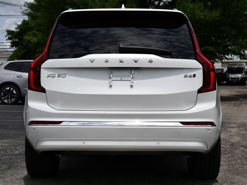 Used 2025 Volvo XC90 B6 Plus AWD/4WD image 6