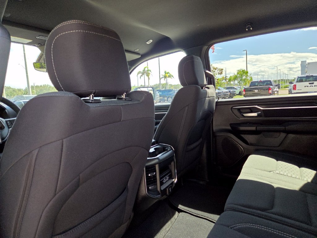 Used 2025 RAM 1500 Big Horn AWD/4WD image 23