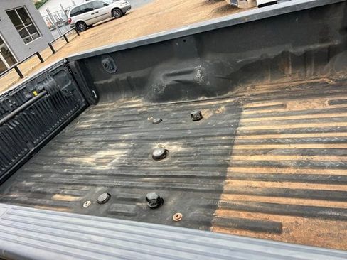 Used 2011 Ford F350 Lariat w/ Lariat Interior Pkg image 11