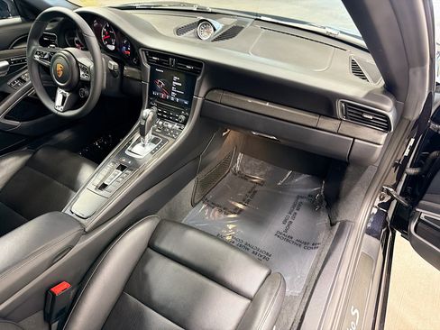 Certified 2019 Porsche 911 Turbo S AWD/4WD image 14