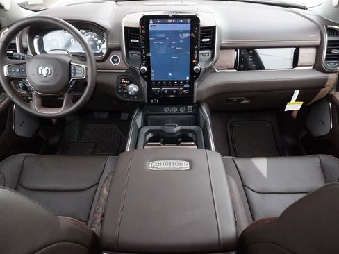 New 2026 RAM 1500 Limited AWD/4WD image 9