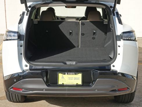Used 2025 Nissan Murano Platinum w/ Cargo Package AWD/4WD image 9