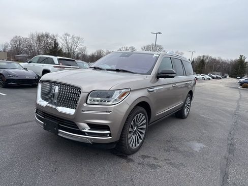 Used 2018 Lincoln Navigator Reserve w/ Technology Package image 3
