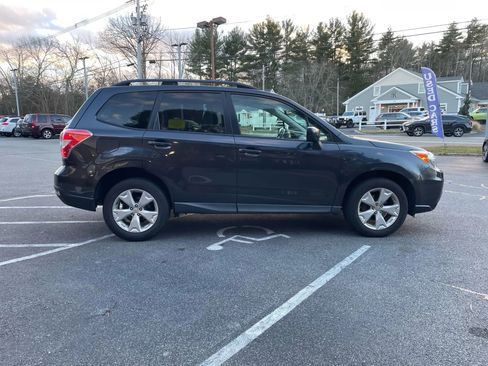 Used 2015 Subaru Forester 2.5i Premium w/ All-Weather Package image 4