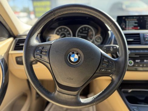 Used 2016 BMW 320i Sedan image 15
