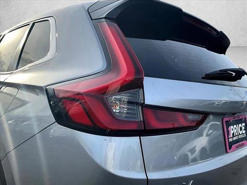 Used 2023 Honda CR-V LX image 28