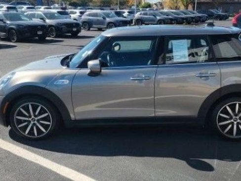 Used 2020 MINI Cooper S image 8