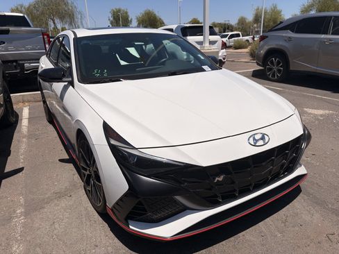 Used 2022 Hyundai Elantra N FWD image 3