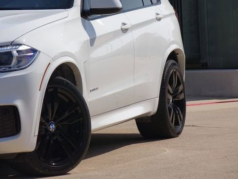 Used 2017 BMW X5 xDrive50i w/ Executive Package image 12