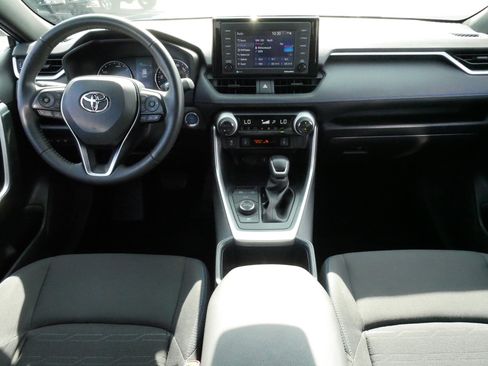Certified 2022 Toyota RAV4 SE w/ Convenience Package AWD/4WD image 10