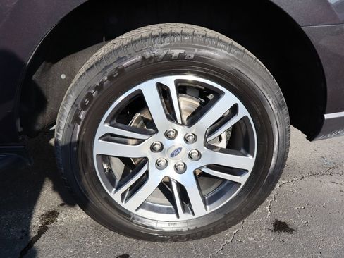 Used 2024 Ford Expedition Limited AWD/4WD image 40