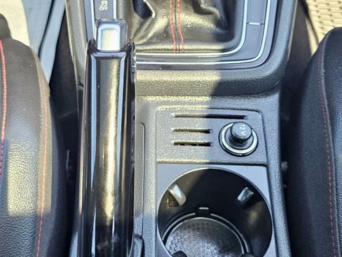Used 2017 Volkswagen GTI S FWD image 19