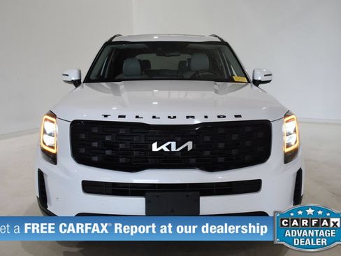 Used 2022 Kia Telluride EX w/ EX Premium Package AWD/4WD image 2