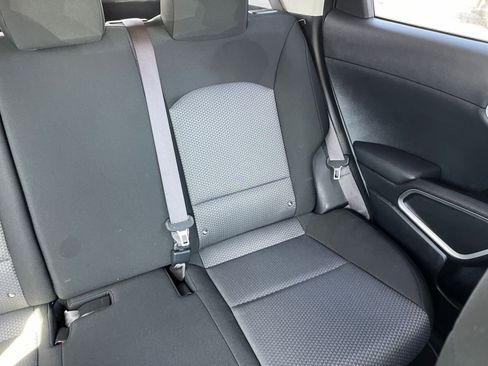 Used 2025 Kia Soul LX w/ LX Technology Package image 33