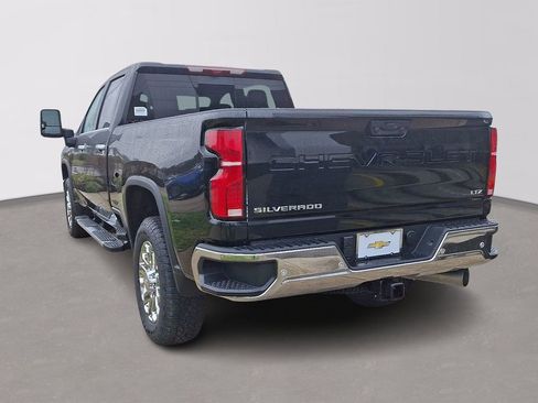 New 2026 Chevrolet Silverado 2500 LTZ w/ LTZ Convenience Package image 3