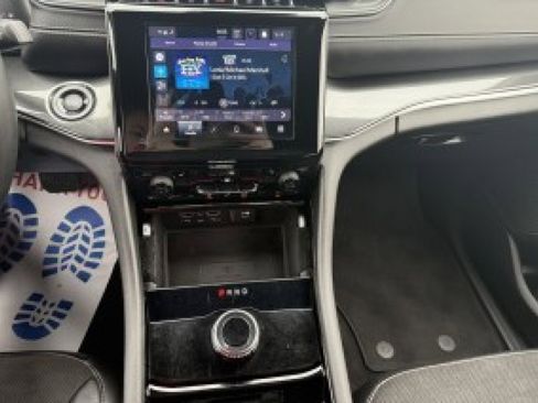 Used 2022 Jeep Grand Cherokee Altitude image 25