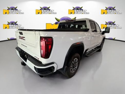 Used 2022 GMC Sierra 2500 AT4 w/ AT4 Preferred Package AWD/4WD image 4
