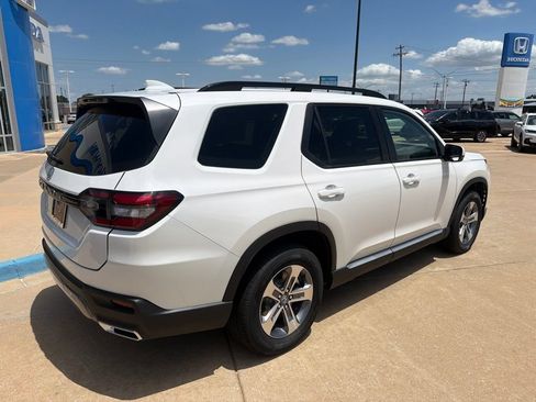 New 2026 Honda Pilot EX-L image 10
