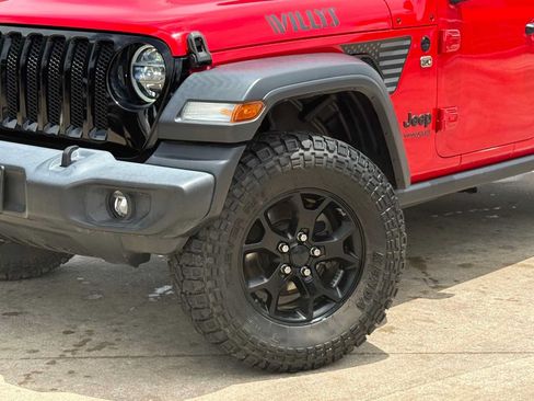 Used 2020 Jeep Wrangler Unlimited Sport AWD/4WD image 3