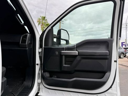 Used 2020 Ford F150 XLT w/ Equipment Group 302A Luxury AWD/4WD image 32