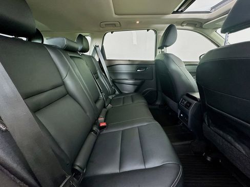 Used 2023 Nissan Rogue SL w/ SL Premium Package image 36