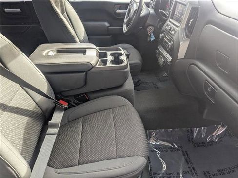 Used 2021 Chevrolet Silverado 2500 Custom w/ Custom Value Package image 22