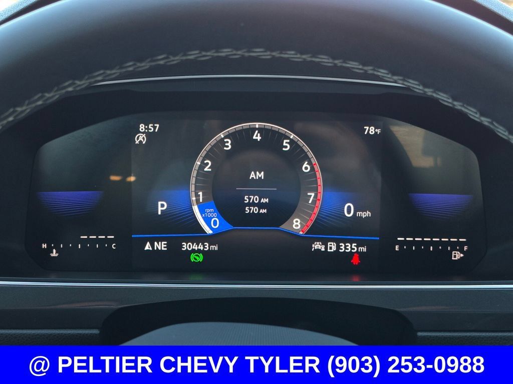 Used 2023 Volkswagen Tiguan SE w/ Panoramic Sunroof Package FWD image 19