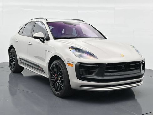 Certified 2024 Porsche Macan GTS AWD/4WD image 9