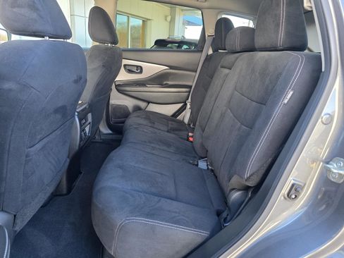 Used 2021 Nissan Murano SV image 5