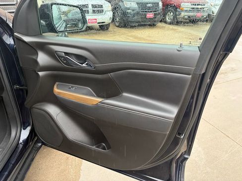 Used 2021 GMC Acadia SLE w/ Elevation Edition AWD/4WD image 20