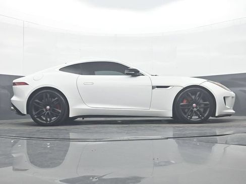 Used 2015 Jaguar F-TYPE R RWD image 32
