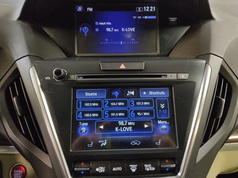 Used 2017 Acura MDX SH-AWD image 25