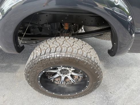 Used 2015 Ford F250 Platinum w/ FX4 Off-Road Package image 31