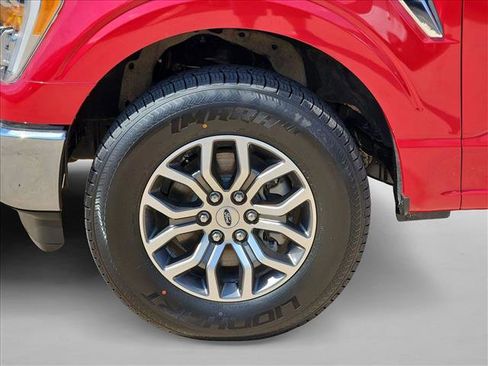 Used 2021 Ford F150 Lariat w/ FX4 Off-Road Package image 23