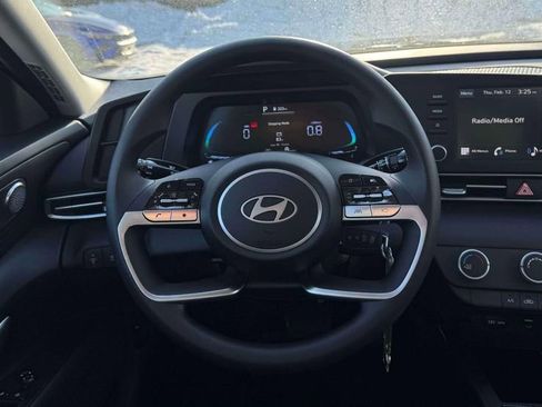 New 2026 Hyundai Elantra SE w/ Cargo Package image 10