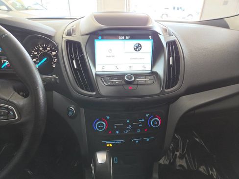 Used 2019 Ford Escape SEL image 29